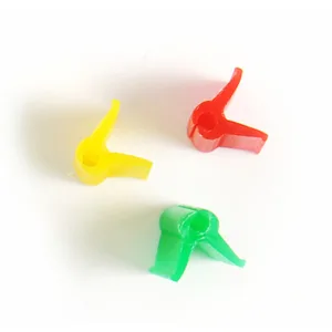 tres pinzas para injerto